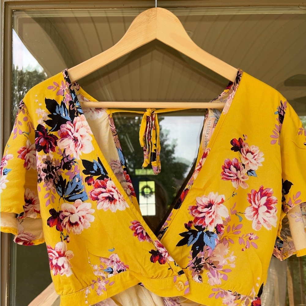Gypsy vibe Yellow Floral Top Band of Gypsies size XS